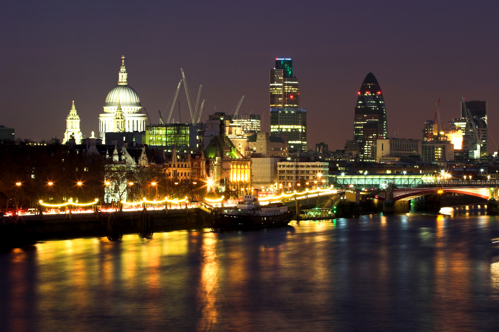 London city at night